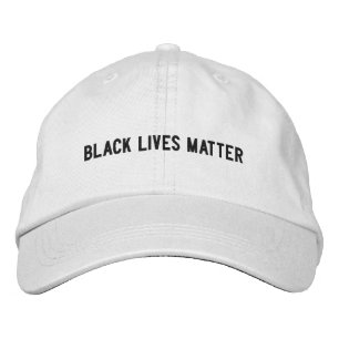 Boné Black Lives Matam texto preto simples minimalista