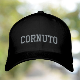 Boné bordado de Cornuto: presente italiano diverti