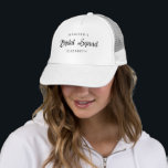 Boné Bridal Squad Bridesmaid Simples Minimalista Elegan<br><div class="desc">Bridal Squad Bridesmaid Bachelorette Script Personalizado Nome do Texto do Modelo Minimalista Moderno das Mulheres Brancas de Caminhoneiro Branco Hat / Boné.</div>