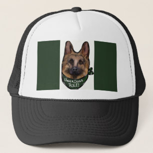 BONÉ CÃO PASTOR ALEMÃO DESFAVORECIDO
