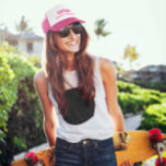 Boné Capitão Personalizado Rosa Quente<br><div class="desc">Personalize este boné de pesca sortudo para o seu "Capitão" favorito.</div>