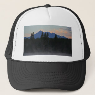 Boné Cascatas de Oregon no alvorecer