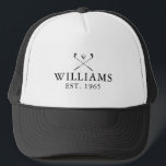 Boné Células de Golfe Personalizadas E De Ano<br><div class="desc">Personalize o nome e o ano definidos na tipografia clássica para criar um dom único de golfe e guardar o golfe. Projetado por Thisnotme©</div>
