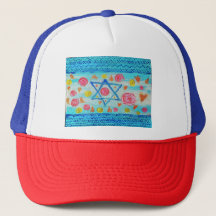 Chapéu branco israelense com flores e corações
