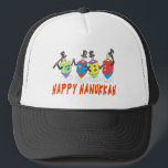 Boné CHAPÉU feliz de Hanukkah<br><div class="desc">Este chapéu feliz dos dreidels da dança de Hanukkah pode ser vestido como uns cartões de natal ou ser dado como um presente de Chanukah.  É um trabalho artístico original.</div>