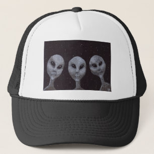 Boné Cinza alienígena