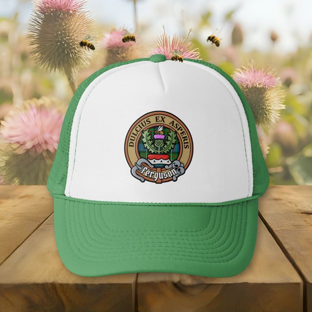 Boné Clan Ferguson Crest sobre Tartan Trucker Hat (Criador carregado)