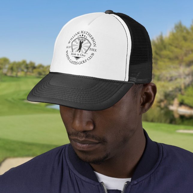 Boné Clássico Personalizado de Golfe Hole in One (Hole in One Classic Personalised Golf Trucker Hat)