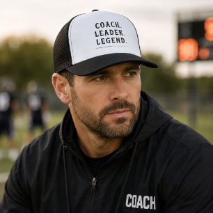 Boné Coach Líder Lenda Tipografia Dourada