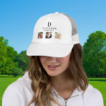 Boné Colagem de fotos monograma do nome da reunião fami<br><div class="desc">Personalize e adicione sua carta monográfica,  seu nome de família e seu ano de reunião familiar. Letras pretas coloridas. Adicione 3 das suas próprias fotos. Este boné também está disponível em nossa loja apenas com o monograma.</div>