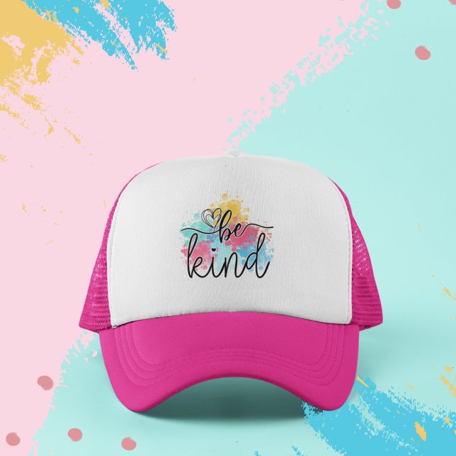 Boné Colorido Seja gentil - Coloração (Send a positive message of kindness with this colorful trucker hat. )
