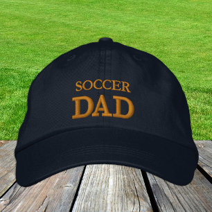 Boné de beisebol com SOCCER DAD bordado dourado / 