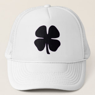 boné de caminhoneiro de espuma branca Black Clover
