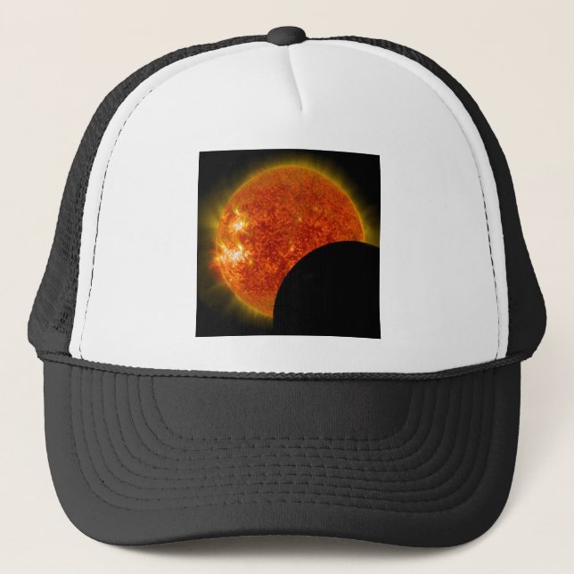 Boné Eclipse Solar em Andamento (Frente)
