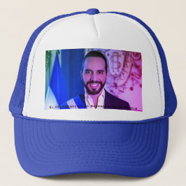 Boné El presidente de El Salvador, Nayib Bukele