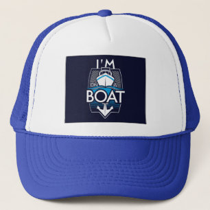 Boné em um barco
