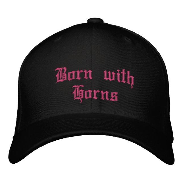 Boné Embroidered Hat- Born with Horns (Frente)