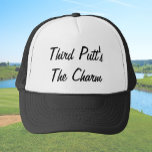 Boné Engraçado terceiro putt é o humor do golfista.<br><div class="desc">Este engraçado "terceiro soco é o charme" que dá um bom conselho com um pouco de sarro a qualquer golfista. Marinho azul, preto e branco com texto branco, você pode editar a mensagem para dizer outra coisa se quiser mudar a mensagem ou adicionar um nome. É um presente na moda,...</div>