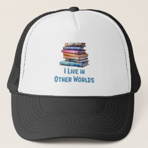 Boné Eu Vivo em Outros Mundos - Amante de Livros