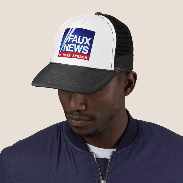 Boné Faux News (In Situ)
