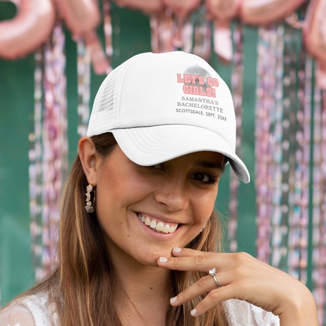 Boné Festa de Fim de Semana de Solteira Retro Personali (Disco Bachelorette Lets Go Girls Personalized Trucker Hat)