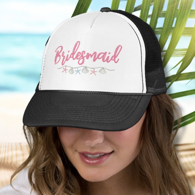 Boné Fim de Semana de Solteira Rosa de Praia de Damas d (Pink Beach Bridesmaid Trucker Hat)