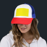Boné fundo amarelo com borda negra<br><div class="desc">Transforme seu site com um fundo amarelo impressionante e uma borda negra para um esquema de cores moderno e de alto contraste. Eleve sua estética visual com nossos elementos profissionais da Web e a abordagem design minimalista!</div>