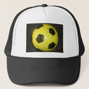 Boné Futebol amarelo e preto.