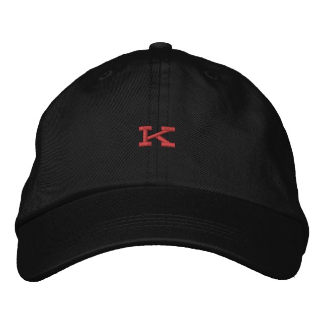Boné Gorro Bordado com Monograma de Letra Inicial K (Frente)
