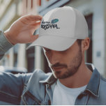 Boné "Hare Krishna" Peacock Feather Hindu<br><div class="desc">Apresentando o "Hare Krishna" Peacock Feather Hindu Trucker Hat, uma mistura perfeita de espiritualidade e estilo. Este camionista que chama a atenção apresenta o cantor sagrado "Hare Krishna" ao lado de uma pena de pavão lindamente detalhada, simbolizando a pureza e o amor divino na cultura hindu. Feito com materiais de...</div>