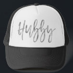 Boné Hubby Silver Foil e Chapéu Branco de Caminhoneiro<br><div class="desc">Hubby Silver Foil e Chapéu Branco de Caminhoneiro para Ele. O chapéu de caminhoneiro Hubby como um chapéu de wifey na mesma coleção.</div>