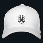 Boné Iniciais de repouso personalizados do monograma<br><div class="desc">Iniciais Monogramas de Crest Monogramas Boné personalizados com beisebol personalizado apresenta o simples monograma bordado moderno de suas iniciais dentro a crest border. Perfeito como presente para a família e amigos no aniversário, Natal, Dia de os pais, Dia de as mães, casamentos e muito mais. Criado pelo Evco Studio www.zazzle.com/store/evcostudio...</div>