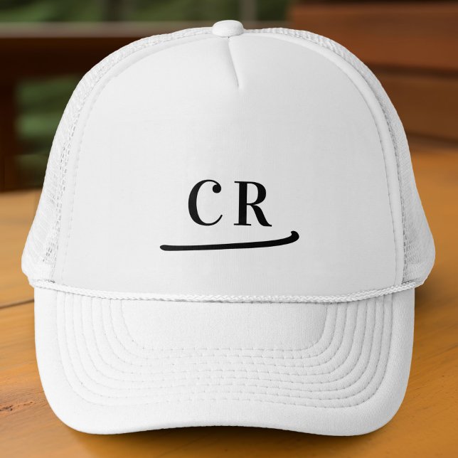 Boné Iniciais Personalizadas Monogramadas Nome Minimali (Custom Monogrammed Initials Name Minimalist Black Trucker Hat)