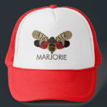 Boné Inseto Lanternfly Personalizado<br><div class="desc">Este boné de beisebol ou camionista mostra uma ilustração daquela espécie terrivelmente invasiva, a mosca avistada, e seu próprio nome ou mensagem curta. Encontre a coordenação de moscas-da-ponta mosca voa presentes e produtos temáticos na Coleção Lanternfly Detectada de Designs Asterisk.</div>