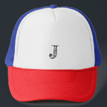 BONÉ J<br><div class="desc">Um boné simples e casual com o alfabeto design.</div>