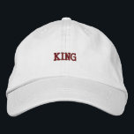 Boné Khaki eterno Cute Royal King Embroiderando o<br><div class="desc">O texto bordado de "Rei" adiciona um toque ousado a este chapéu branco de algodão. Com uma pulseira ajustável para o ajustado perfeito,  é uma maneira excelente de mostrar seu estilo com um talento real.</div>