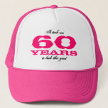 Boné Levei 60 anos para olhar esse bom chapéu<br><div class="desc">Chapéu de aniversário para 60 anos | Idade e cores personalizáveis. 60º Aniversário | Idade personalizável. Levei 60 anos para parecer tão bem. Também disponível como camisa para mulheres e homens.</div>