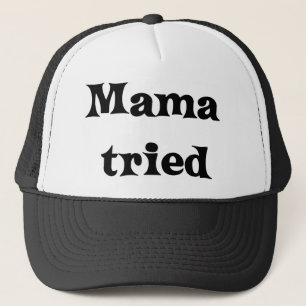 Boné Mama tentado
