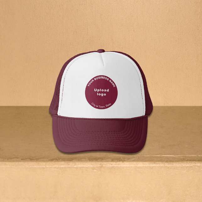 Boné Marca de negócios redonda em Maroon e Branco (Round business brand on maroon and white trucker hat)
