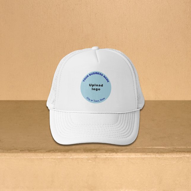 Boné Marca empresarial leve azul redonda no carrinho (Light blue round business brand on trucker hat)