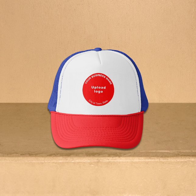 Boné Marca empresarial redonda sobre o chapéu de caminh (Round business brand on multicolored trucker hat)