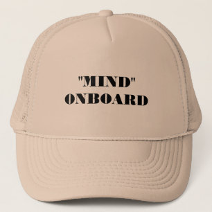 Boné Mente no chapéu do caminhoneiro do Conselho