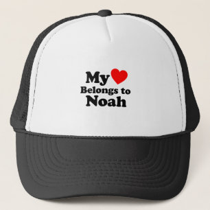 Boné Meu Coração Pertence a Noah