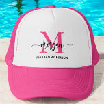 Boné Monograma Na moda Moderno Rosa Quente<br><div class="desc">Por cima, com o nosso Na moda de Monograma Modern, "Hot Pink Trucker Hat"! Apresentando um vibrante design cor-de-rosa quente e personalizado com seu monograma em uma fonte moderna e elegante, este chapéu adiciona um toque chic e personalizado ao seu estilo. A parte de trás da malha respirável e o...</div>