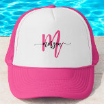 Boné Monograma Na moda Moderno Rosa Quente<br><div class="desc">Por cima, com o nosso Na moda de Monograma Modern, "Hot Pink Trucker Hat"! Apresentando um vibrante design cor-de-rosa quente e personalizado com seu monograma em uma fonte moderna e elegante, este chapéu adiciona um toque chic e personalizado ao seu estilo. A parte de trás da malha respirável e o...</div>