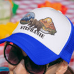 Boné Montanhas Faux Patches Urso Personalizado Presente<br><div class="desc">Este design pode ser personalizado na área fornecida pela alteração da foto e/ou do texto. Ou pode ser personalizado clicando em Personalizar este Modelo e, em seguida, escolhendo o clique para personalizar mais a opção e excluir ou alterar a cor do plano de fundo, adicionar texto, alterar a cor ou...</div>