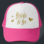 Boné Noiva: Folha de Ouro Falso e Rosa com Coração<br><div class="desc">Noiva de "Faux Gold Foil" e "Pink Trucker Hat" para uma Celebração de Casamentos,  Chás de panela ou Festas de solteira.</div>