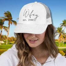 Nova Esposa "Wifey" Ano Est. Script Simples Elegan