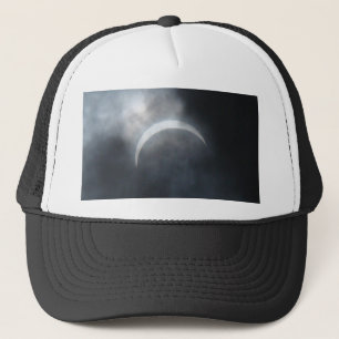 Boné Nuvens de Tempestade Spooky Eclipse 2017