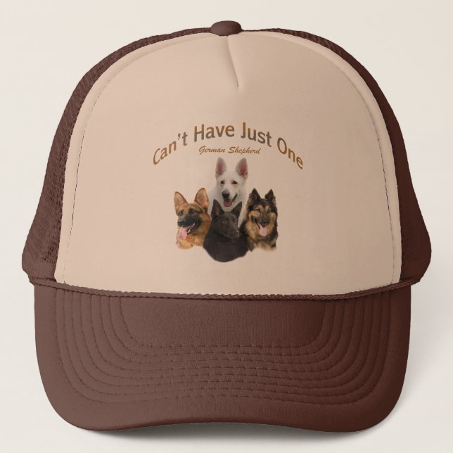 Boné O german shepherd não pode ter apenas um roupa (Frente)